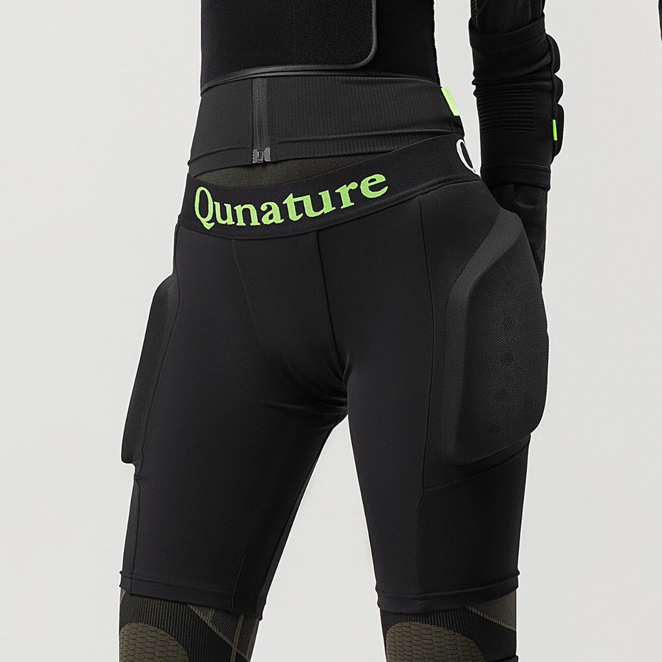 Qunature Ski Hip Protectors - Basic XL Sukset Lumilauta Luistimet - Musta