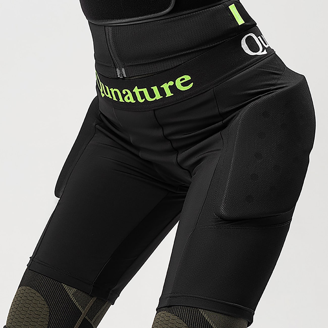 Qunature Ski Hip Protectors - Basic XL Sukset Lumilauta Luistimet - Musta