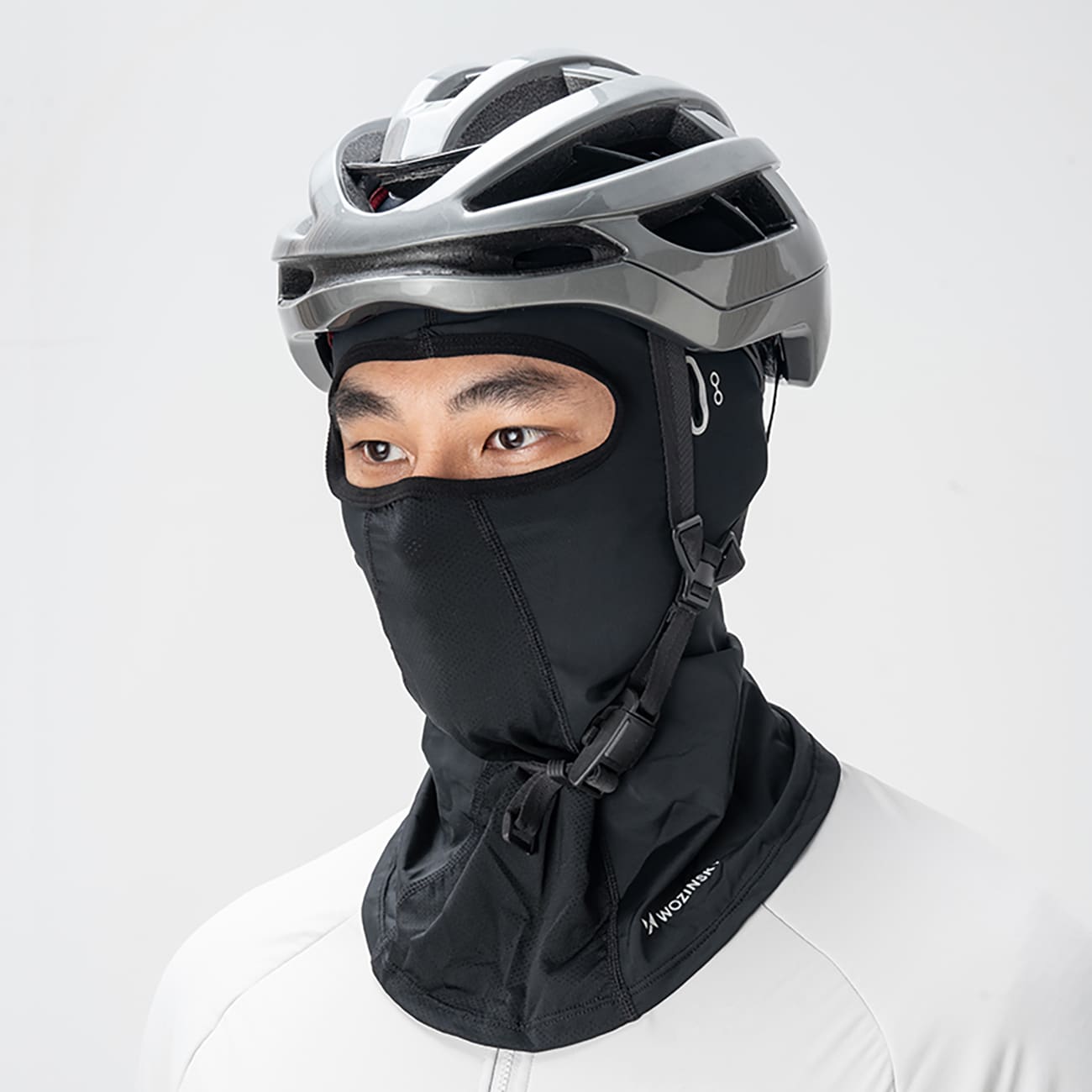 Wozinsky WKM-02B Musta Balaclava kasvonaamari Moottoripyöräilyyn & Polkupyöräilyyn, lasien reiillä