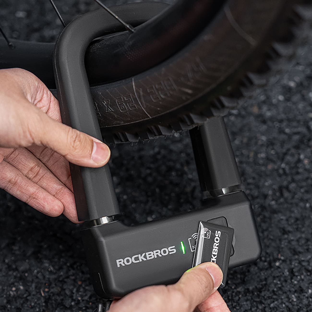 Rockbros RBNS1 SMART Bike Lock NFC-lukijalla - Musta
