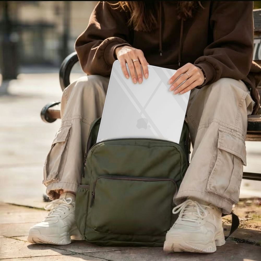 Tech-Protect Softshell kotelo MacBook Air 15" 2023 / 2024 / 2025 / 2026 - läpinäkyvä