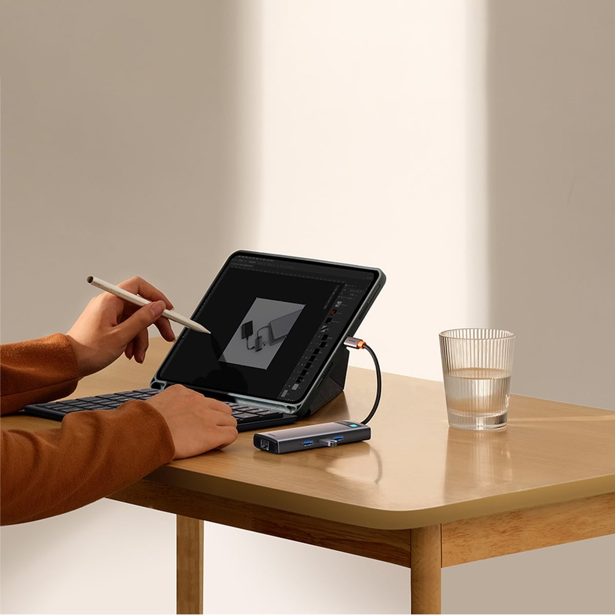 Baseus Metal Gleam HUB 7-in-1 USB-C telakointiasema: HDMI, VGA, 3x USB 3.2 Gen1, PD, RJ-45, harmaa