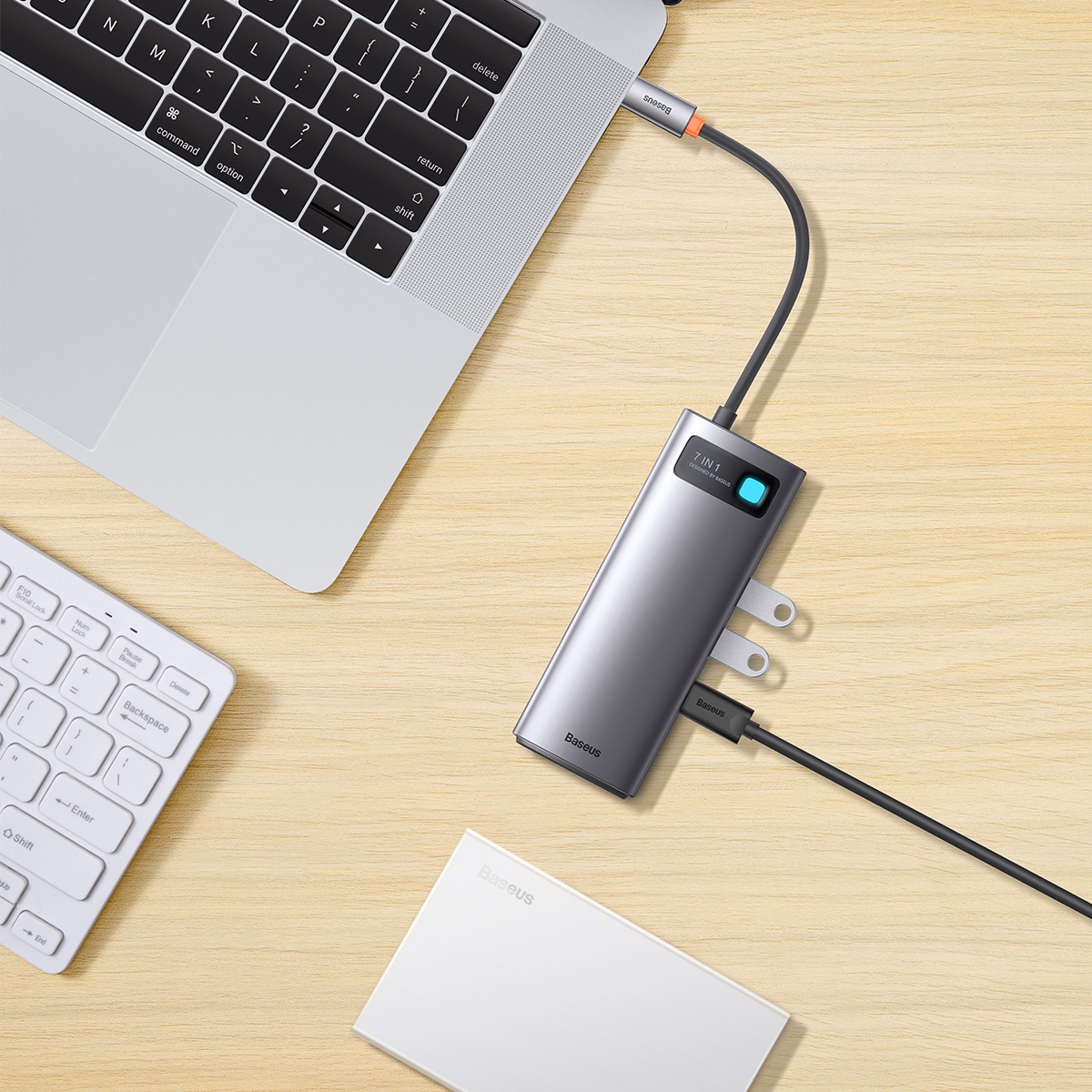 Baseus Metal Gleam HUB 7-in-1 USB-C telakointiasema: HDMI, VGA, 3x USB 3.2 Gen1, PD, RJ-45, harmaa