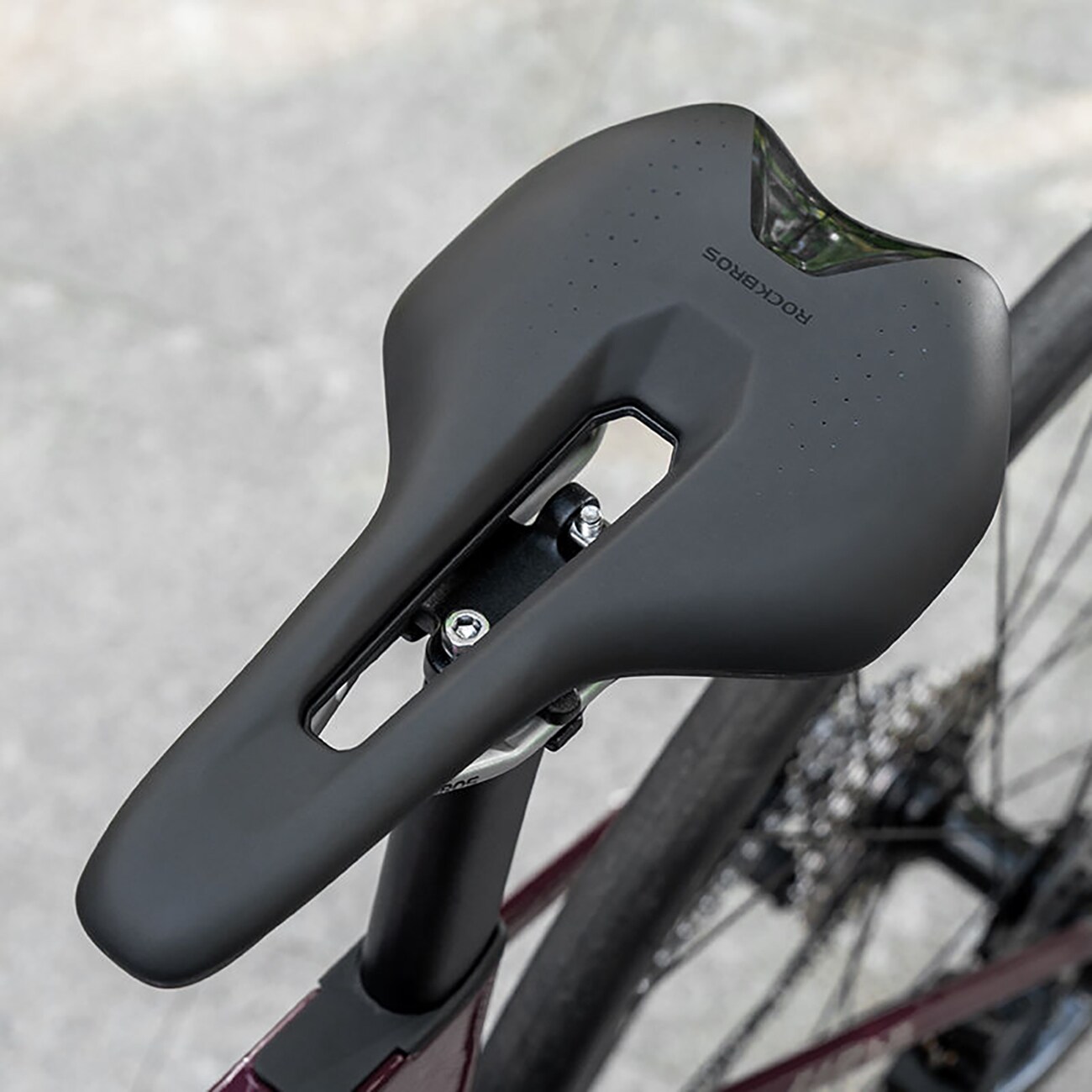 Rockbros RK145 Sports Anatomic -pyöränsatula – musta