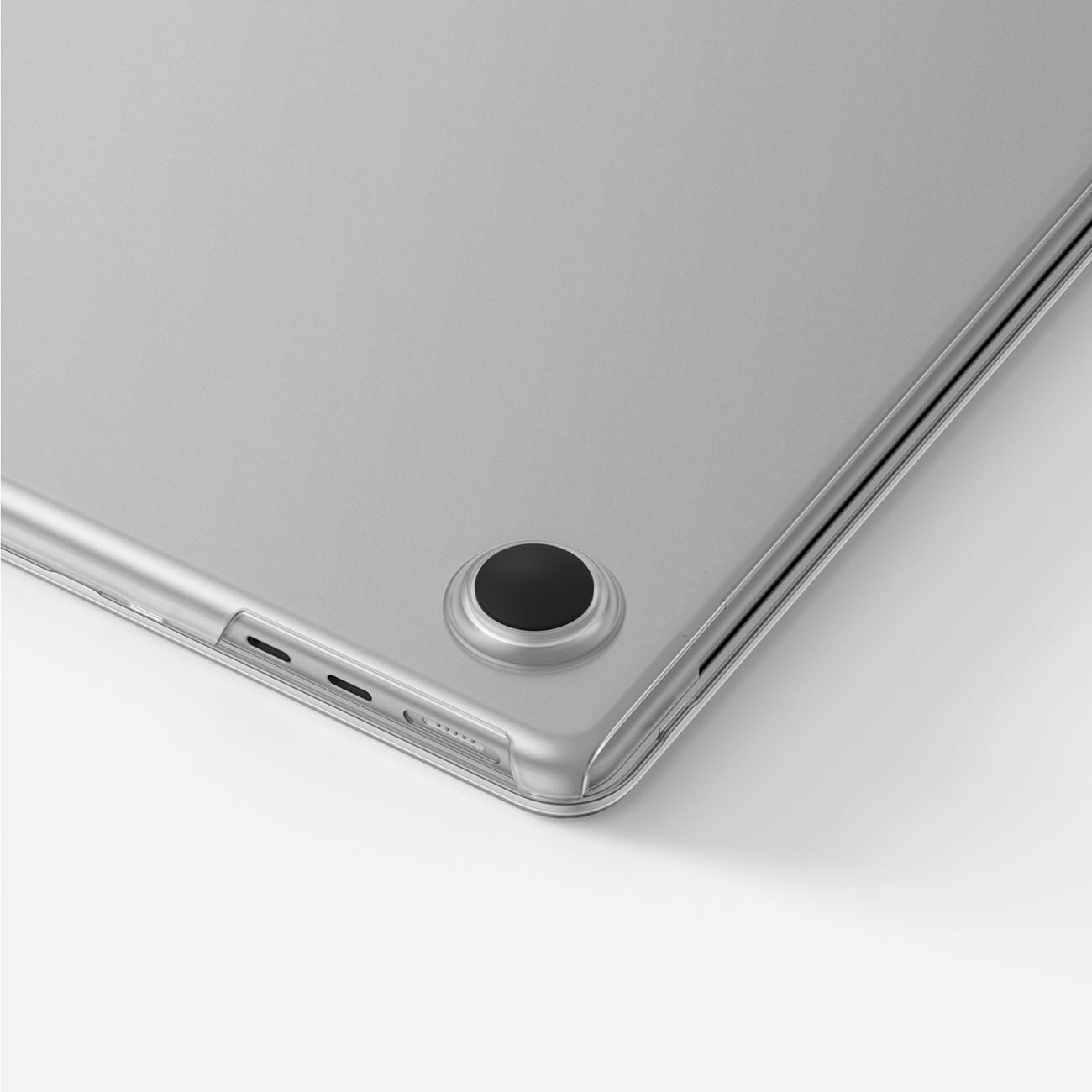 AmazingThing Titan -kovakotelo MacBook Air M5 15" - Läpinäkyvä