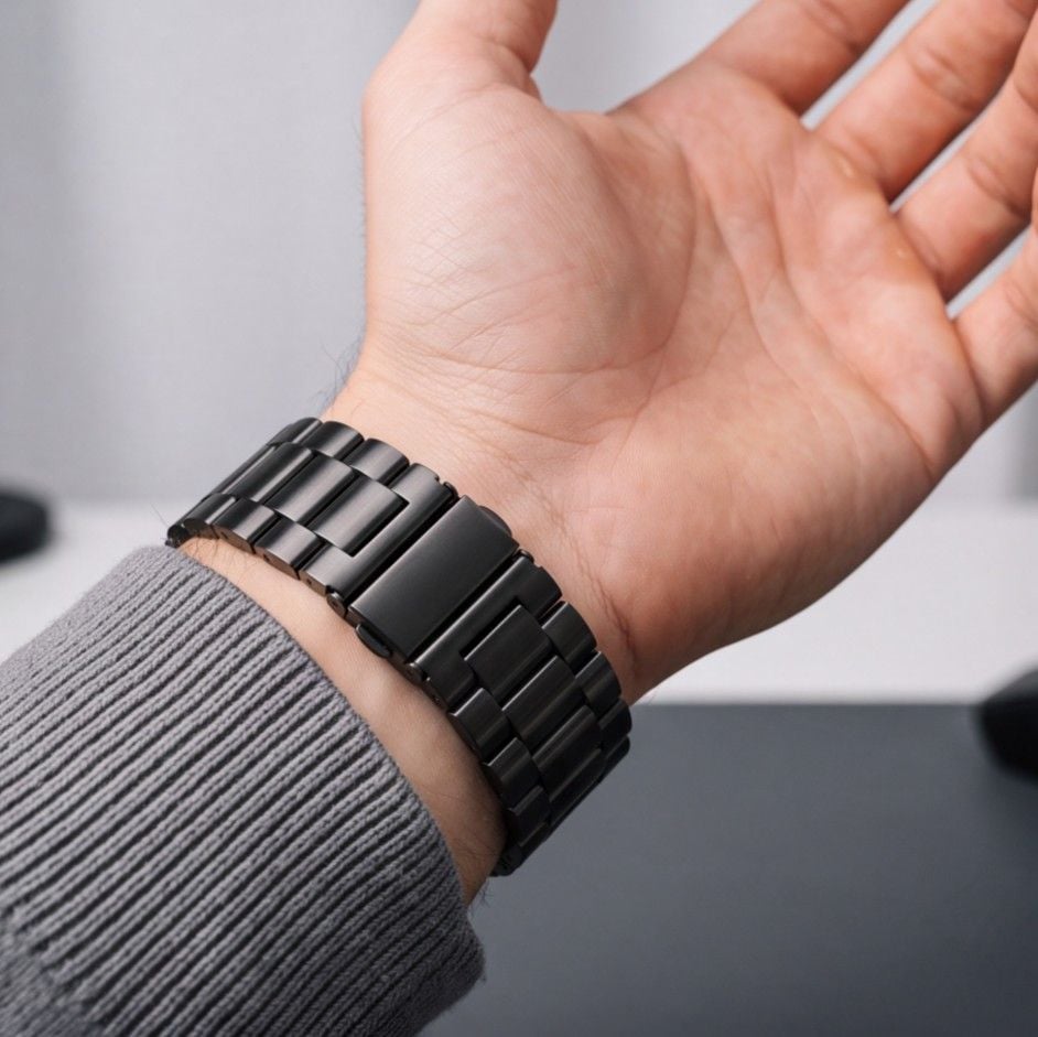 Tech-Protect ruostumaton teräsrannekoru Samsung Galaxy Watch 40/44/46 mm - Musta