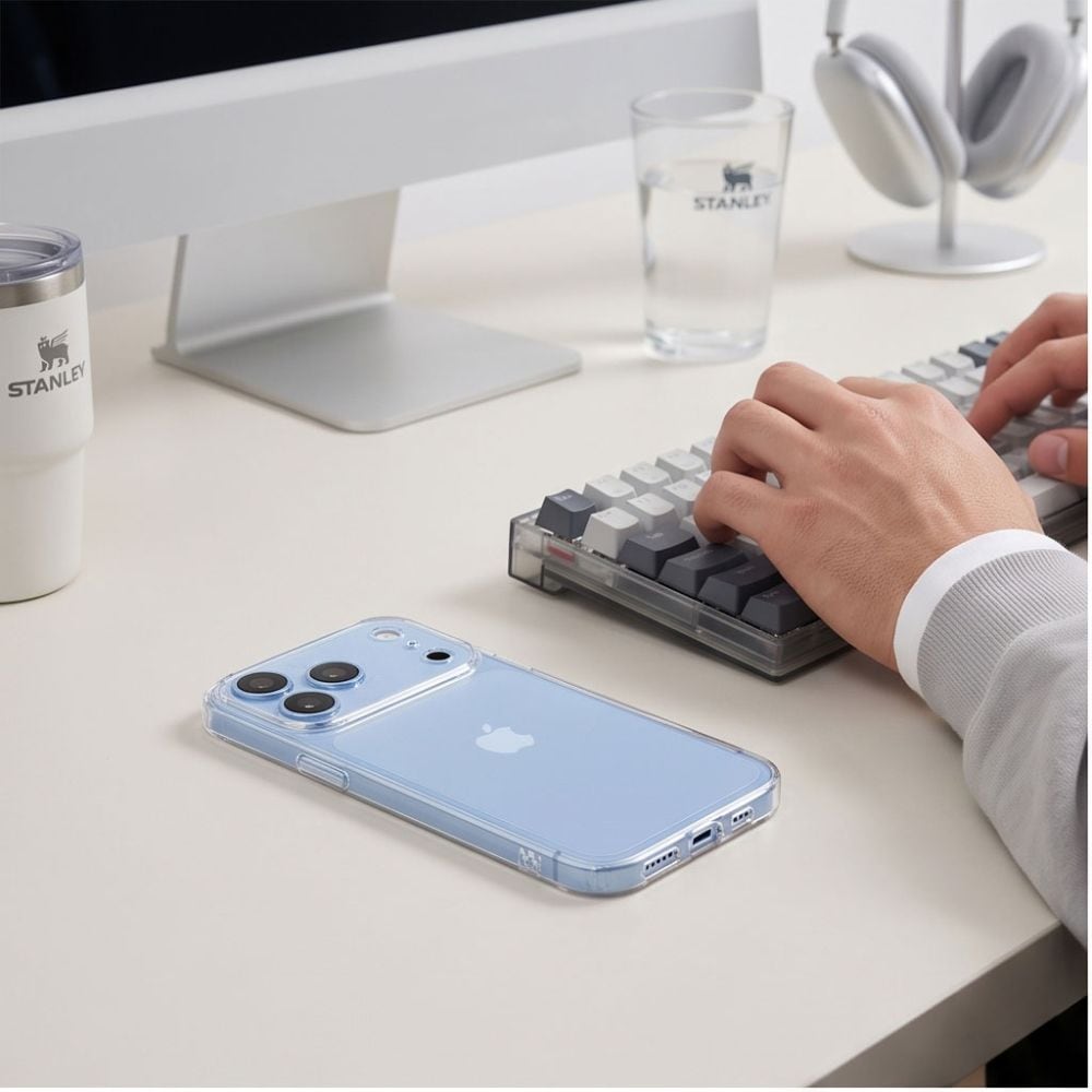 Tech-Protect FlexAir -suojakotelo iPhone 17 Pro Max / 18 Pro Max - läpinäkyvä