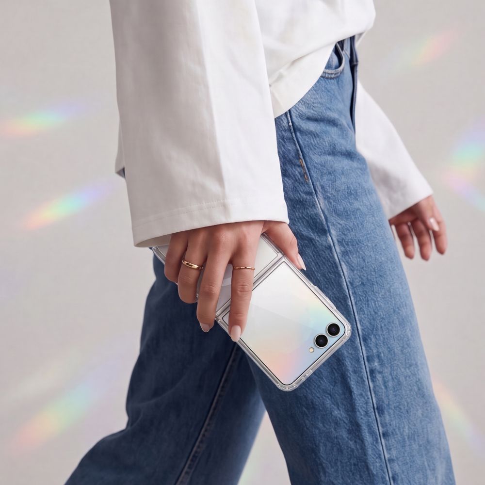 Tech-Protect FlexAir Hybrid MagSafe -suojakotelo Samsung Galaxy Z Flip 8:lle – läpinäkyvä