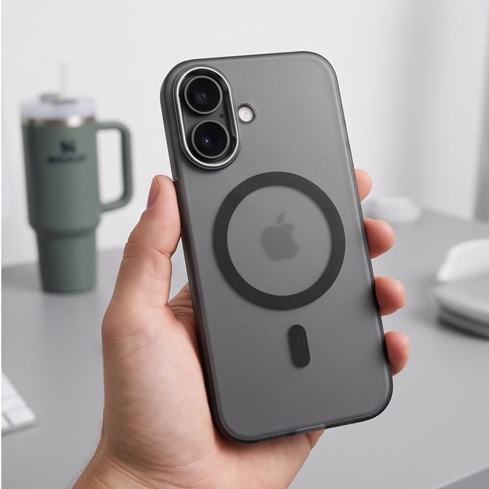 Tech-Protect MagZero MagSafe -suojakotelo iPhone 17:lle – mattamusta