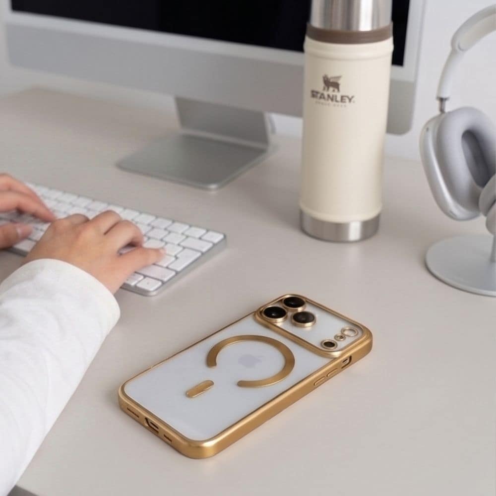 Tech-Protect MagFlex -suojakotelo iPhone 18 Pro Maxille / 17 Pro Maxille – kultainen