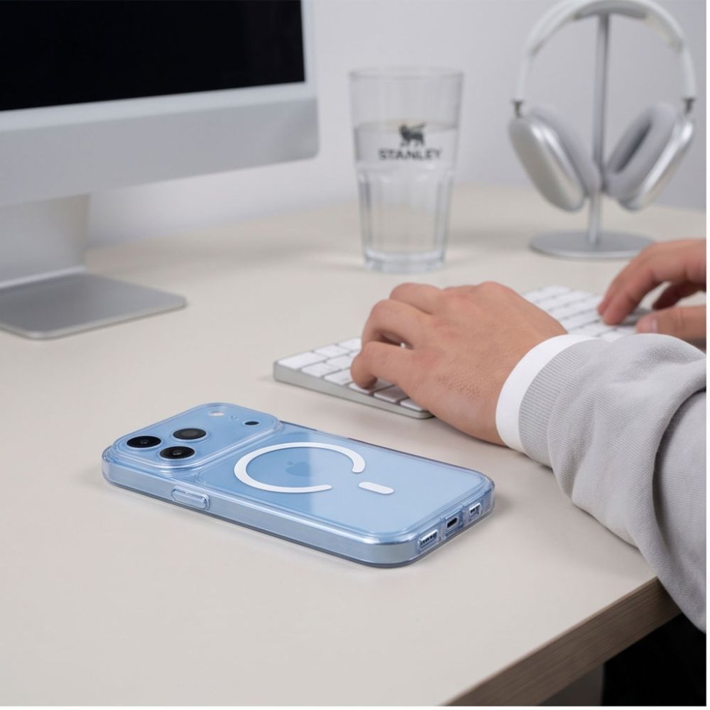 Tech-Protect MagPeak MagSafe CC -suojakotelo iPhone 18 Pro / 17 Pro:lle – kirkas