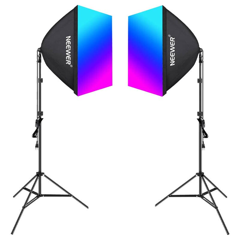 Pakkaus Neewer NK800 kaksi softboxia + polttimot RGB 24W 2700-6500K + jalustat + lattiatelineet