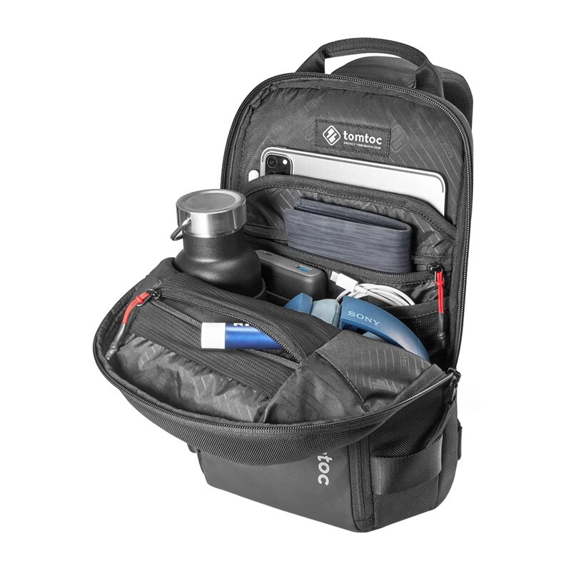 Kantolaukku 7L / 14'' Tomtoc Navigator-T24 (musta)