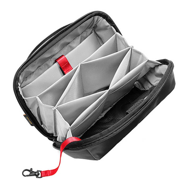 Tarvikepussi 2,4 l Tomtoc Navigator-T13 (musta)
